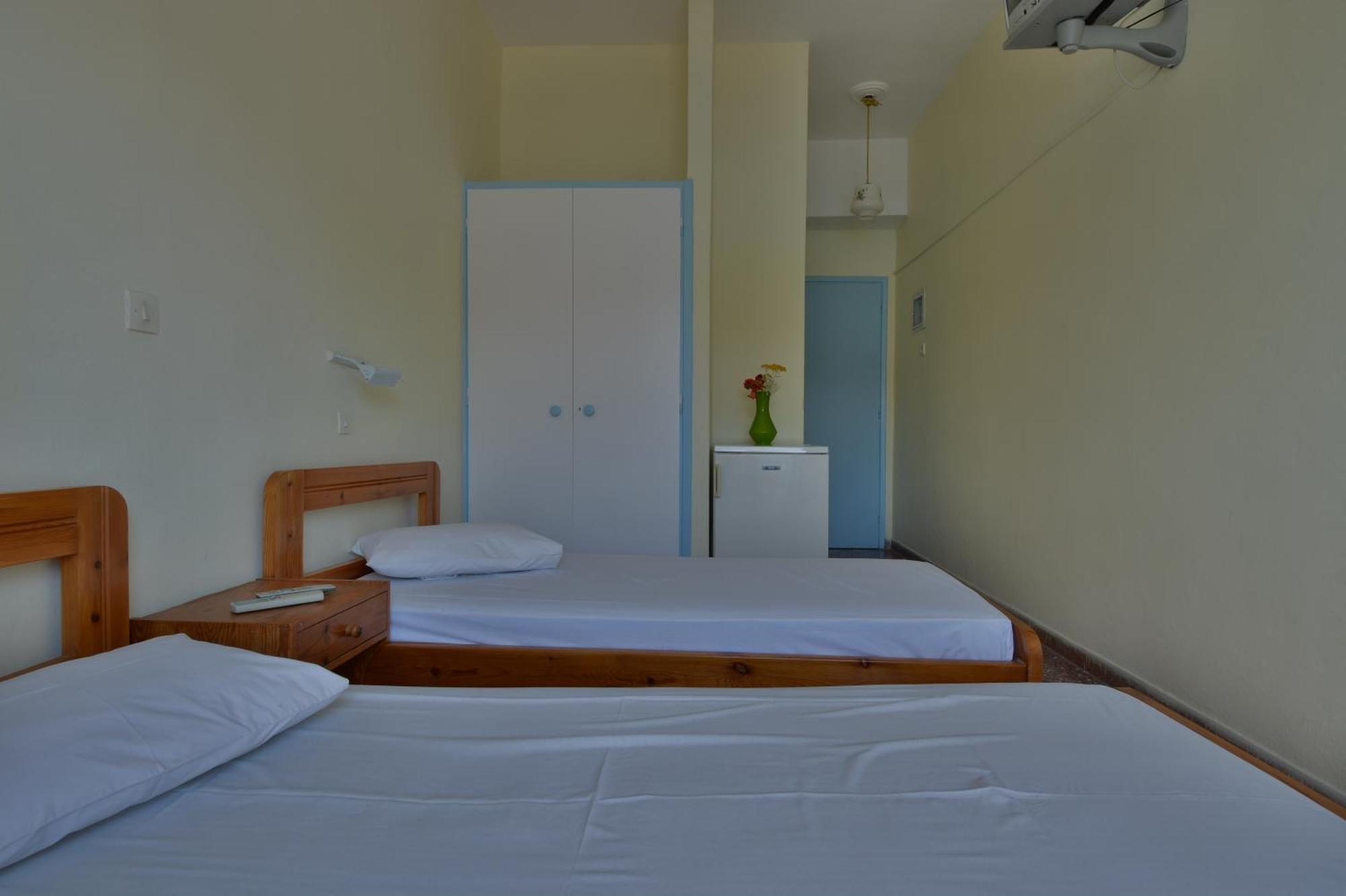 גאווריון Galaxy Hotel מראה חיצוני תמונה