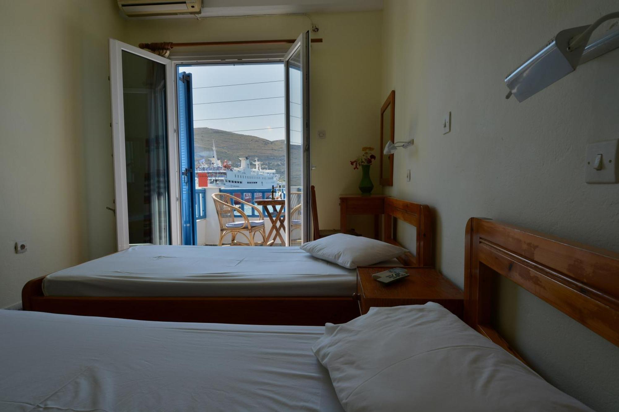 גאווריון Galaxy Hotel מראה חיצוני תמונה