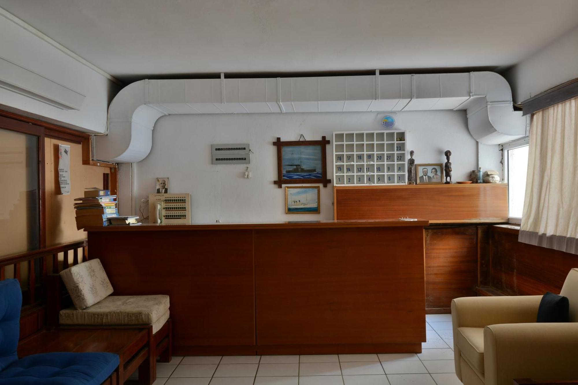 גאווריון Galaxy Hotel מראה חיצוני תמונה