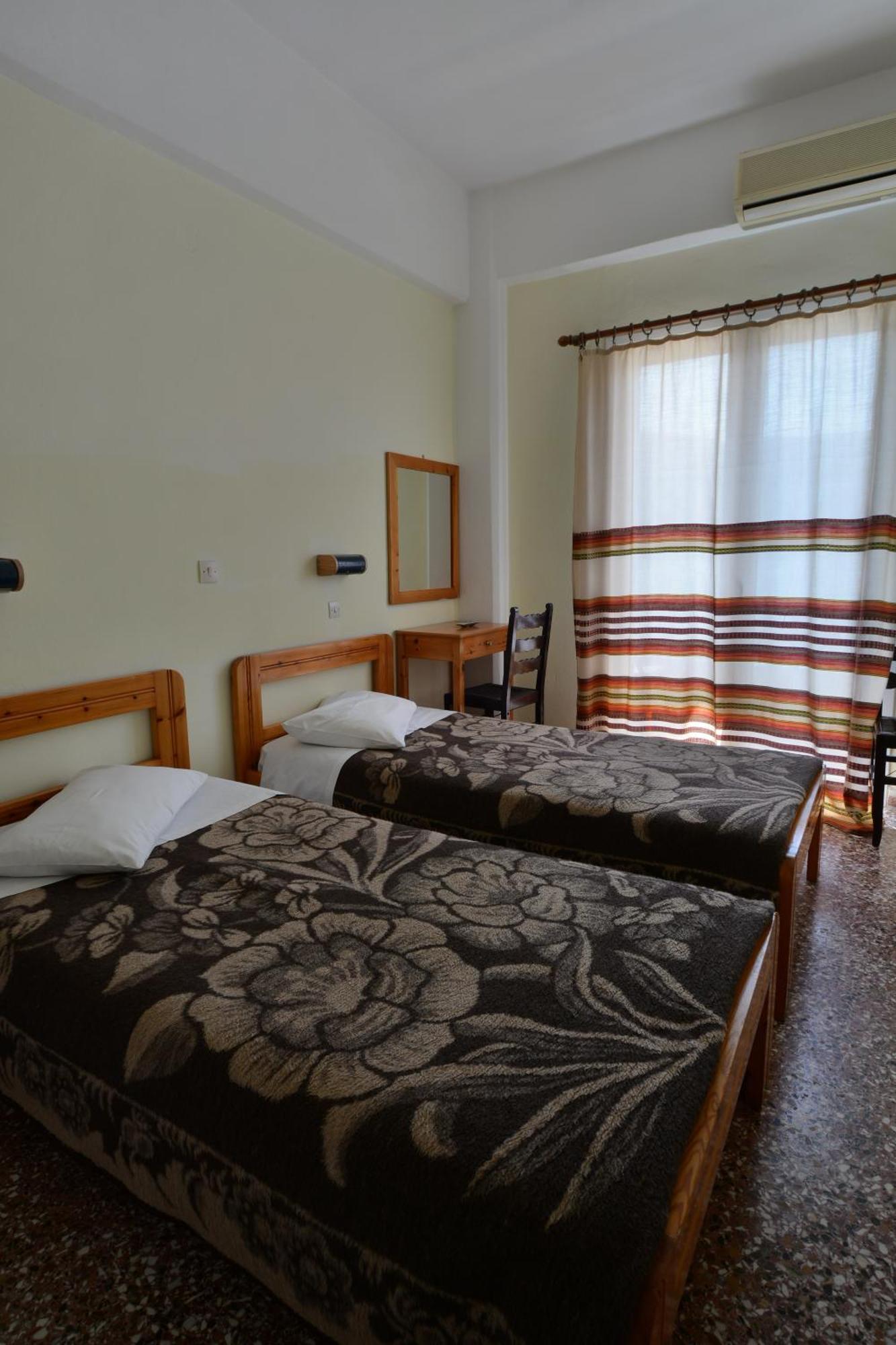 גאווריון Galaxy Hotel מראה חיצוני תמונה